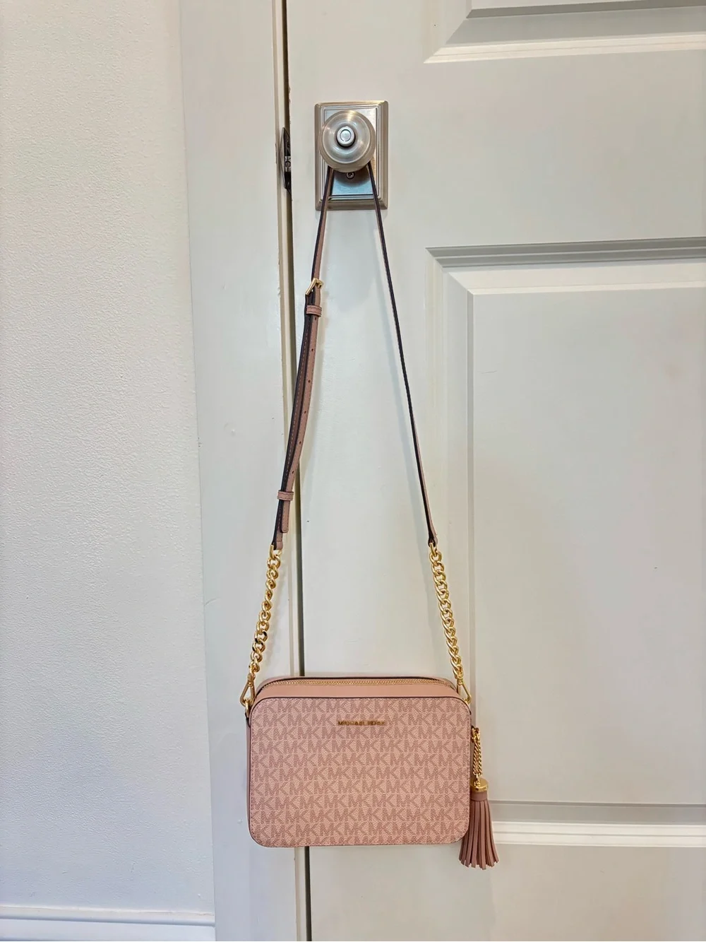 Michael Kors Blush Signature Crossbody with Gold Chain